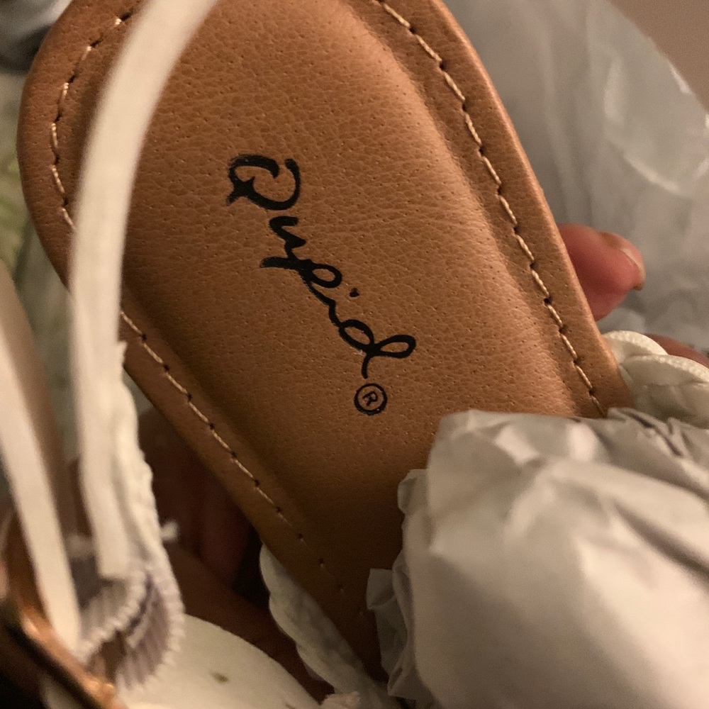 NEW! Spring/Summer Sandals Sizes 5.5, 8.5 & 9 - Picture 4 of 7